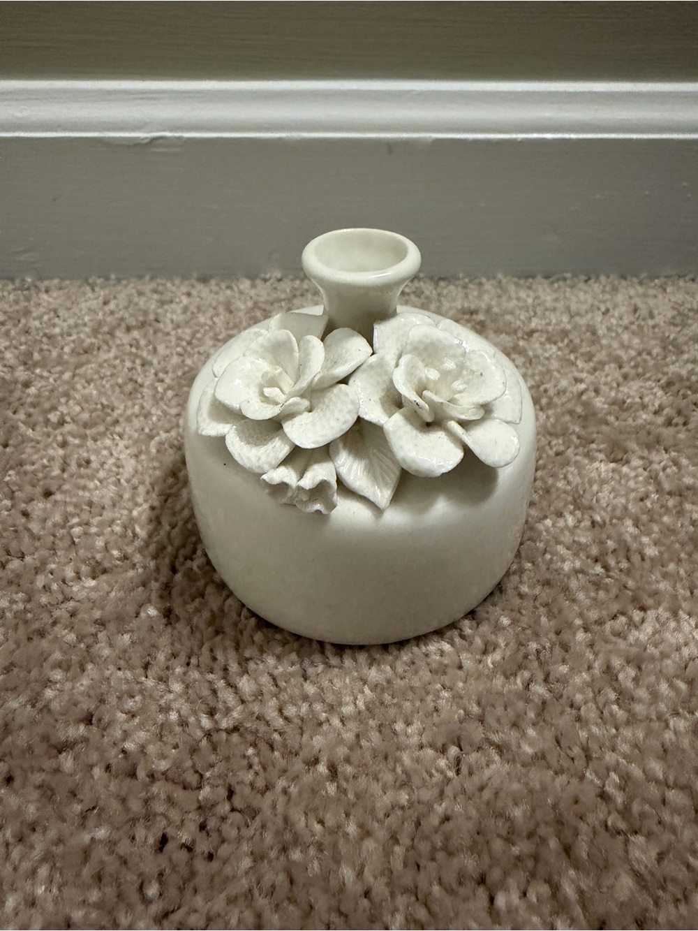 Handcrafted Mini White Floral Ceramic Bud Vase